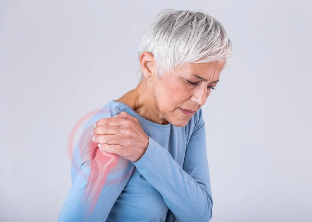 فیزیوتراپی درمان شانه درد در منزل